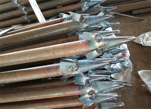 青河管棚钢花管